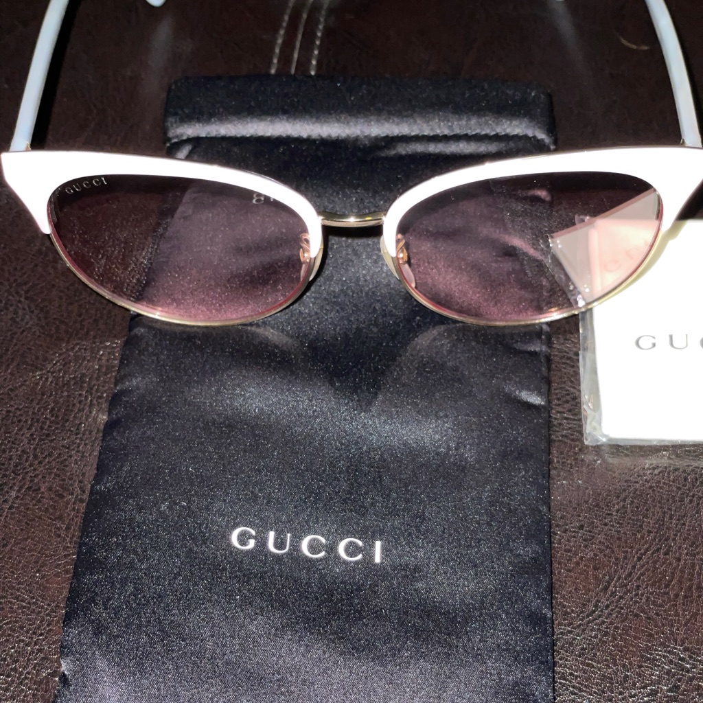 Authentic New With Cushioned Gucci Sunglass Case.